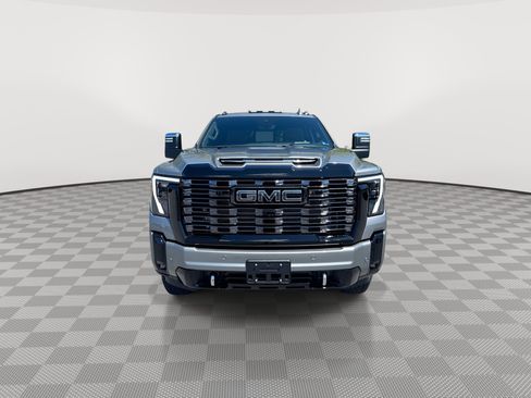 New 2026 GMC Sierra 2500 Denali Ultimate AWD/4WD image 3