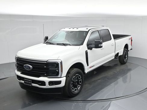 New 2026 Ford F350 Platinum w/ FX4 Off-Road Package image 39