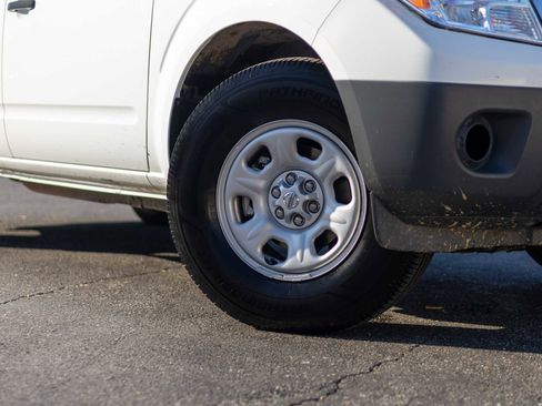 Used 2021 Nissan Frontier S image 10