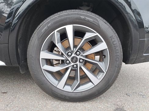 Used 2023 Audi Q5 2.0T Premium w/ Convenience Package image 7