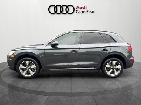 Used 2020 Audi Q5 2.0T Premium w/ Titanium Sport Package AWD/4WD image 2