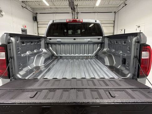 New 2026 GMC Canyon Elevation w/ Convenience Package image 15