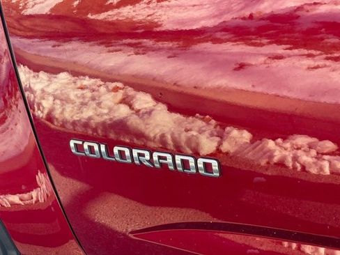 Used 2018 Chevrolet Colorado Z71 image 28