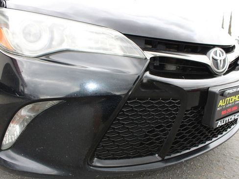 Used 2017 Toyota Camry SE FWD image 20