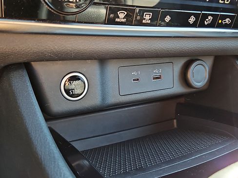 Certified 2023 Nissan Rogue SV AWD/4WD image 21