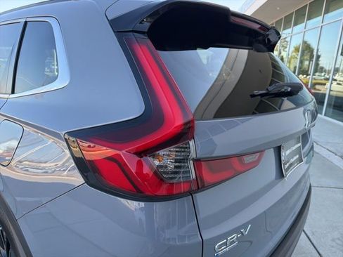 Used 2024 Honda CR-V Sport Touring image 12