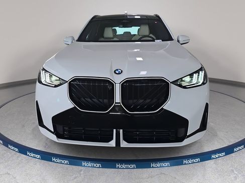 New 2026 BMW X3 xDrive30 w/ Premium Package image 2