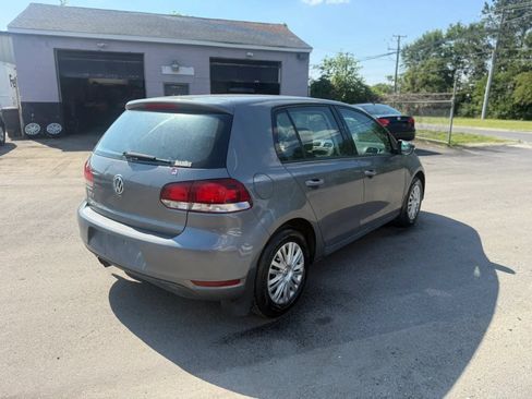 Used 2013 Volkswagen Golf 4-Door FWD image 5