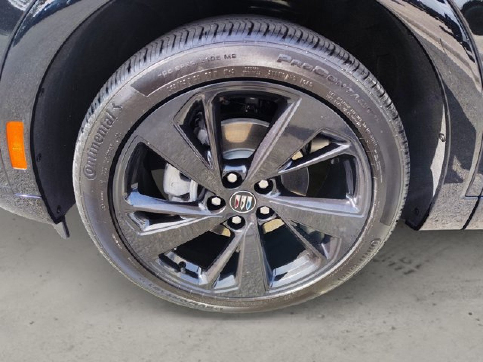Used 2024 Buick Envision Sport Touring AWD/4WD image 9