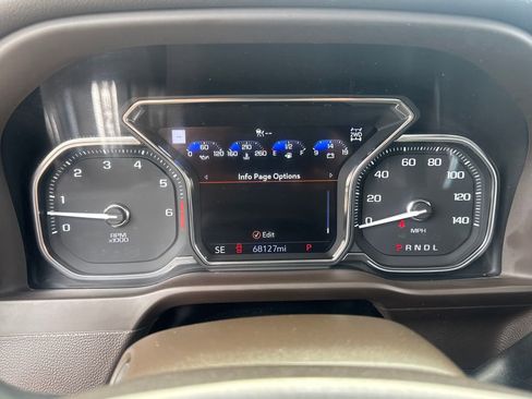Used 2022 GMC Sierra 1500 Denali w/ Denali Premium Package AWD/4WD image 28
