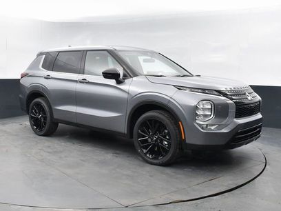 Used 2023 Mitsubishi Outlander SE