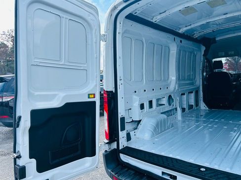 Used 2021 Ford Transit 250 Medium Roof image 7