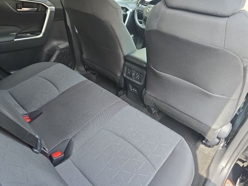 Used 2025 Toyota RAV4 XLE w/ Convenience Package FWD image 11