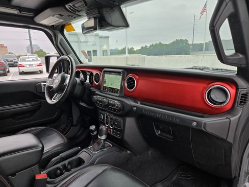 Used 2021 Jeep Wrangler Unlimited Rubicon AWD/4WD image 30