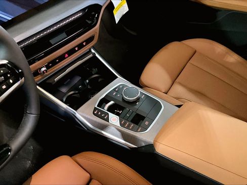 New 2026 BMW 430i xDrive w/ Premium Package AWD/4WD image 10