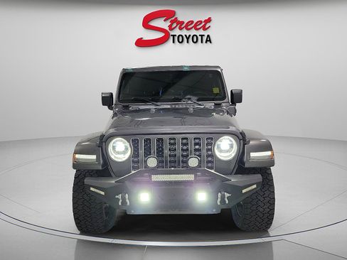 Used 2022 Jeep Wrangler Unlimited Sahara w/ Dual Top Group image 6