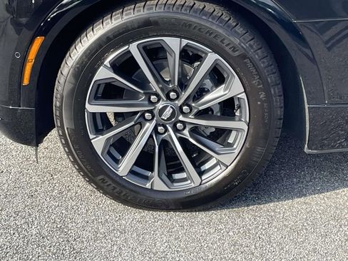 New 2026 Cadillac Lyriq Sport image 9