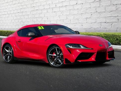 Used 2021 Toyota Supra Premium w/ Driver Assist Package image 2