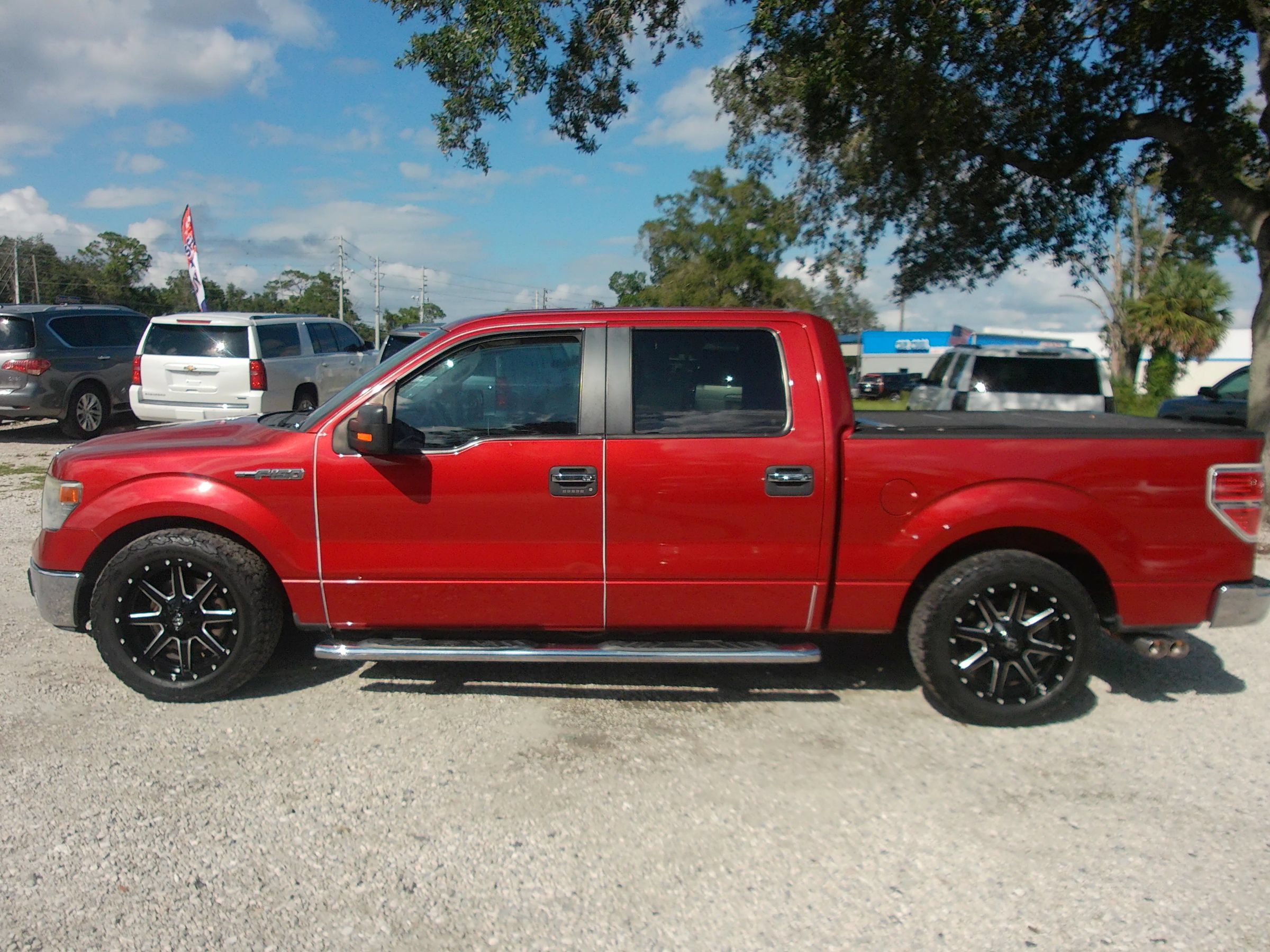 Used 2014 Ford F150 XLT w/ Equipment Group 302A Luxury RWD image 8