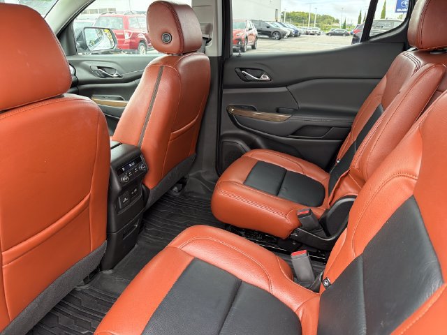 Used 2023 GMC Acadia SLE w/ Driver Convenience Package FWD image 20
