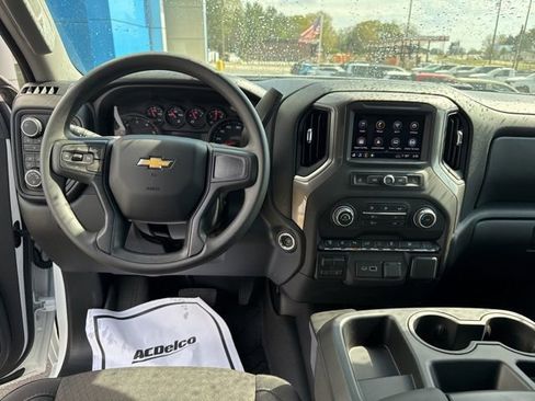 New 2026 Chevrolet Silverado 2500 Custom w/ Custom Value Package AWD/4WD image 20