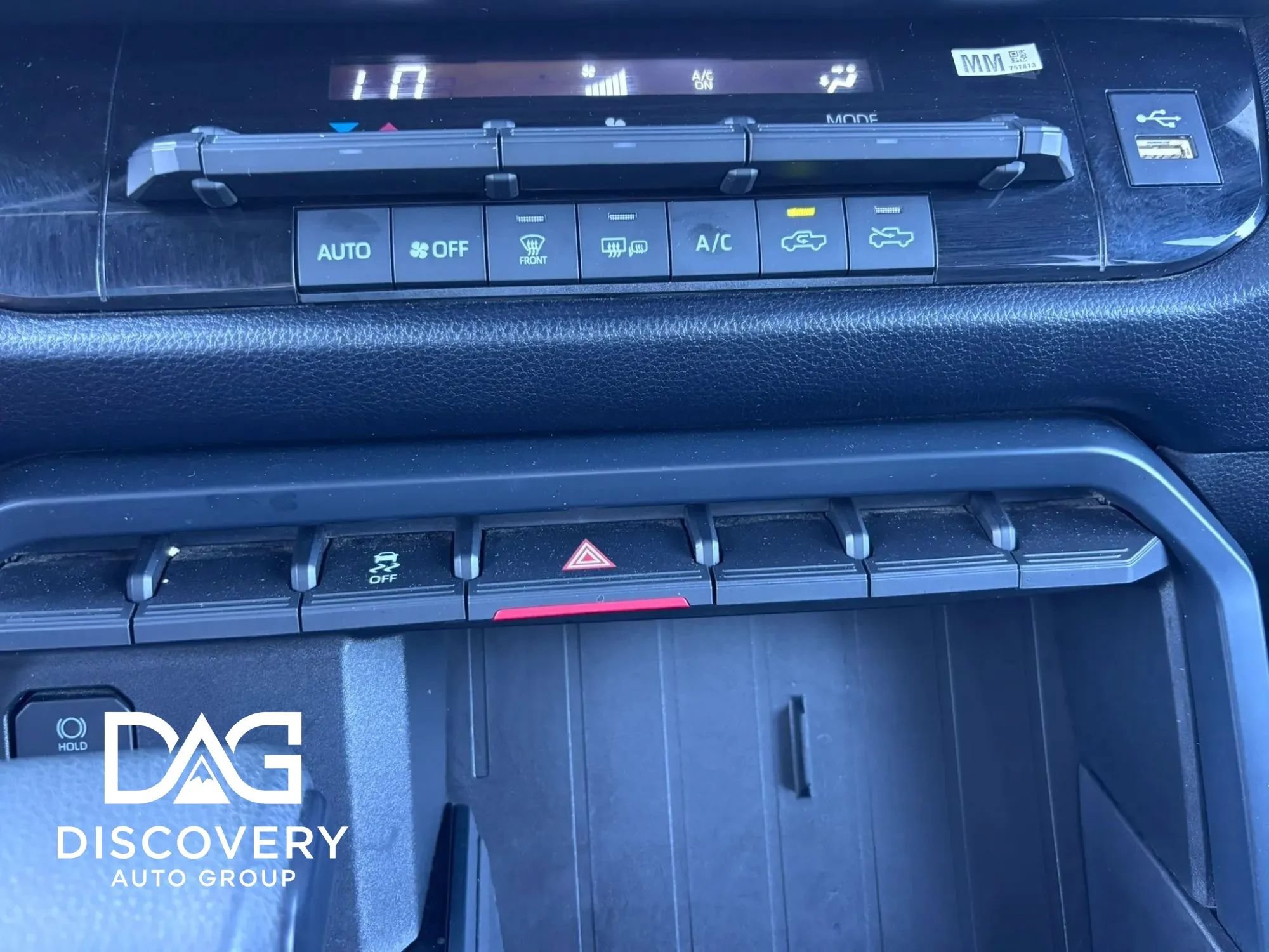 Used 2025 Toyota Tundra SR AWD/4WD image 11