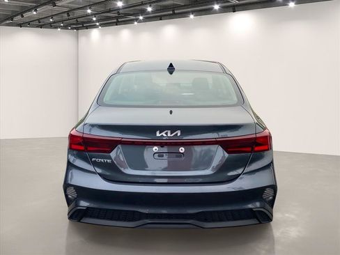 Certified 2023 Kia Forte LXS FWD image 7