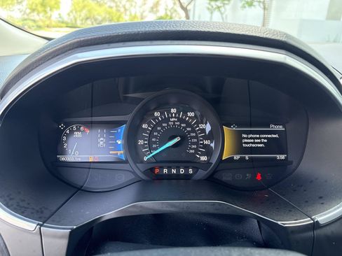 Used 2017 Ford Edge Titanium w/ Equipment Group 302A AWD/4WD image 24