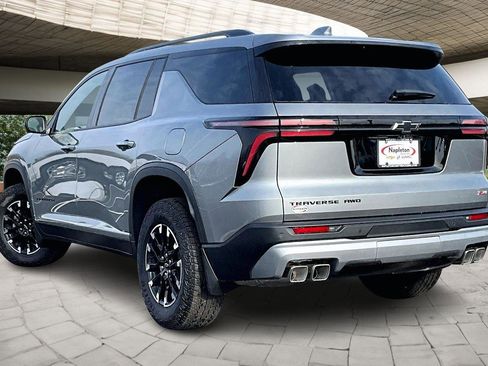 New 2026 Chevrolet Traverse Z71 w/ Driver Confidence Package image 3