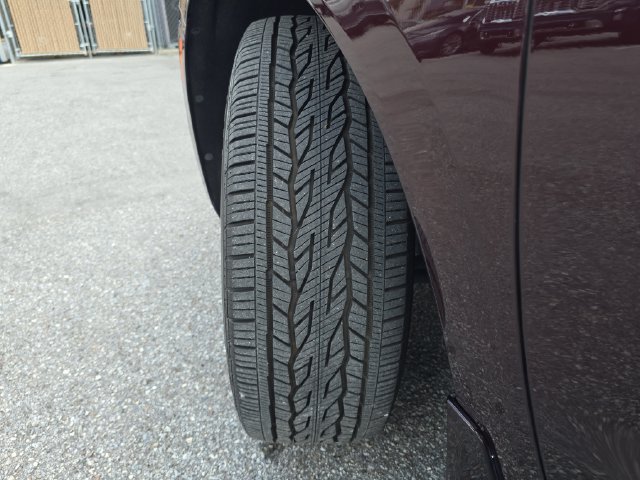 Certified 2023 Buick Enclave Avenir w/ Trailering Package, 5000 lbs. AWD/4WD image 34