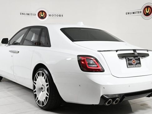 Used 2023 Rolls-Royce Ghost Black Badge w/ Black Badge Ghost Package image 7