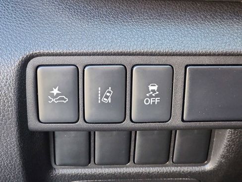 Used 2024 Mitsubishi Eclipse Cross LE image 25