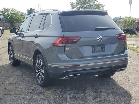 Used 2021 Volkswagen Tiguan SEL Premium R-Line image 3