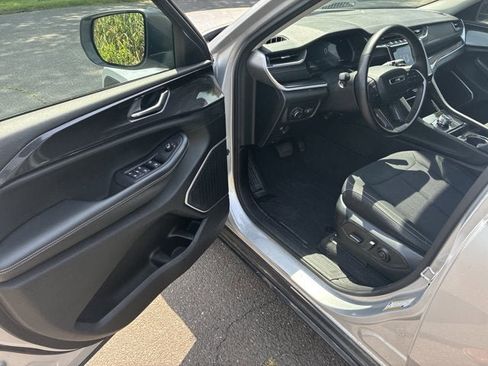 Certified 2021 Jeep Grand Cherokee L Laredo w/ Luxury Tech Group I image 30