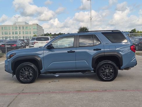 Certified 2026 Toyota 4Runner SR5 AWD/4WD image 3