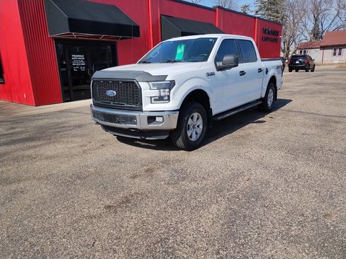 Used 2015 Ford F150 XLT w/ Trailer Tow Package image 2