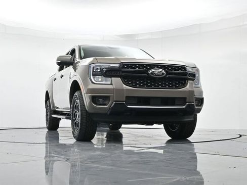 New 2025 Ford Ranger Lariat w/ Black Appearance Package image 34