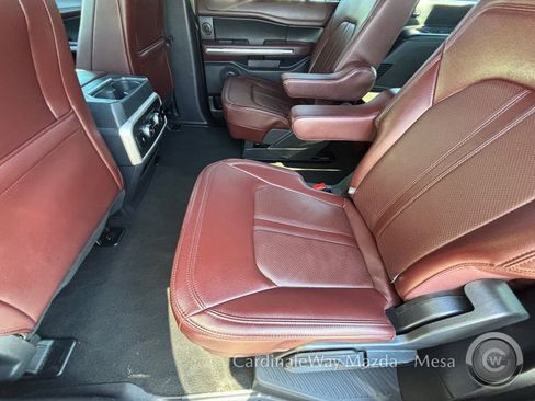 Used 2024 Ford Expedition Limited image 15
