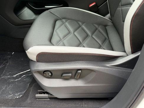 New 2026 Volkswagen Atlas Peak Edition AWD/4WD image 17