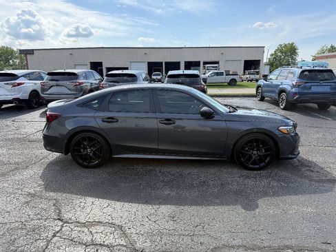Used 2026 Honda Civic Sport image 4