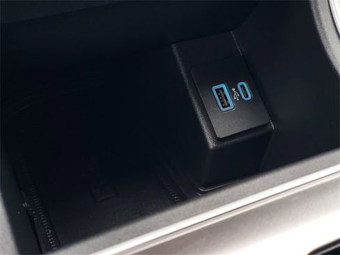 Certified 2024 Ford Edge SEL w/ Convenience Package image 22