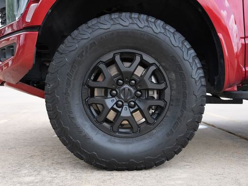 Used 2023 Ford F150 Raptor image 27