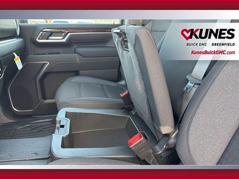 New 2026 GMC Sierra 2500 SLE w/ SLE Value Package; image 22