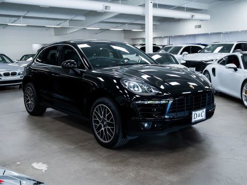 Used 2017 Porsche Macan S AWD/4WD image 27