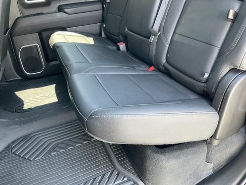 Used 2023 Chevrolet Silverado 1500 RST AWD/4WD image 35