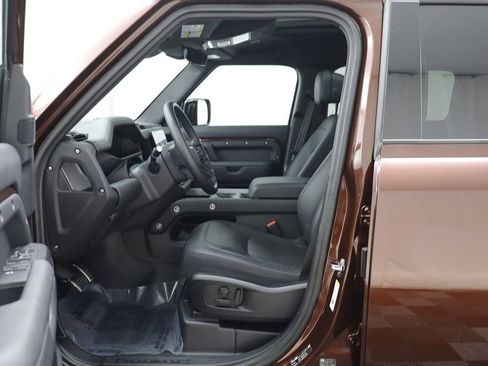 Used 2025 Land Rover Defender 110 Sedona Red Edition image 5