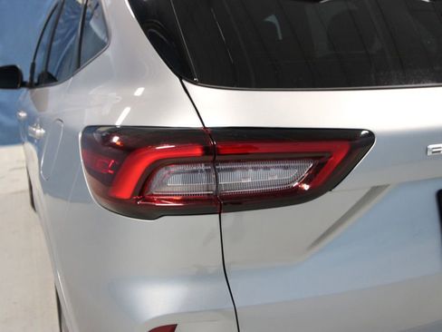 Used 2023 Ford Escape ST-Line w/ Tech Pack #1 AWD/4WD image 38