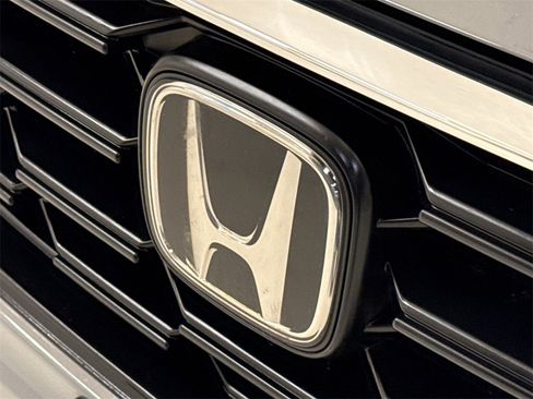 Certified 2025 Honda CR-V LX image 6