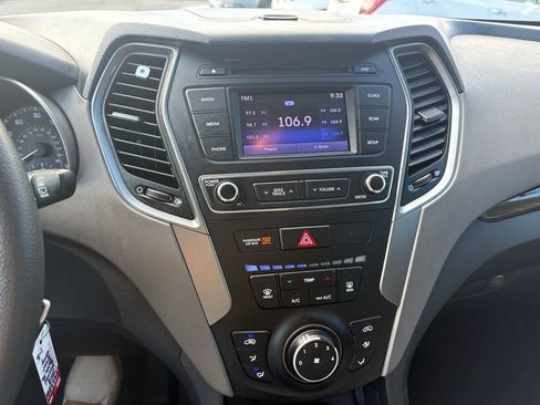 Used 2018 Hyundai Santa Fe Sport AWD/4WD image 11