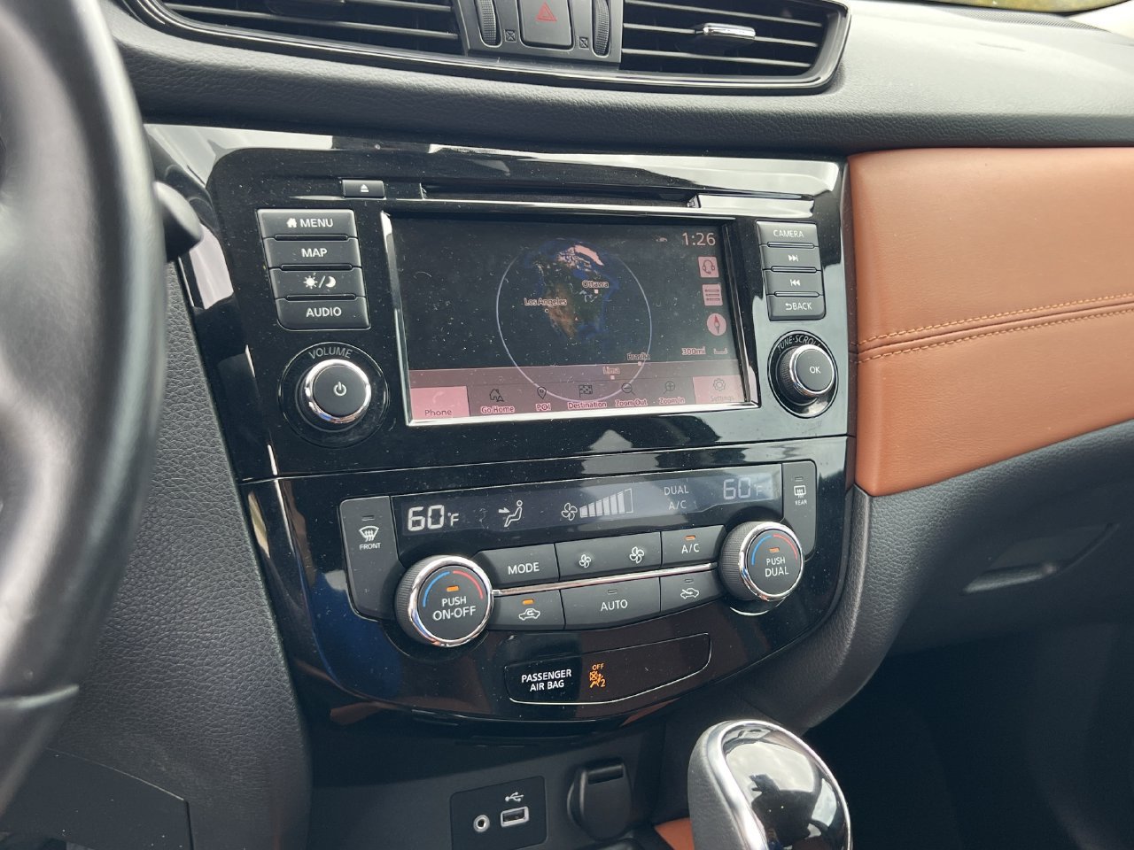 Used 2018 Nissan Rogue SL w/ Premium Package FWD image 8